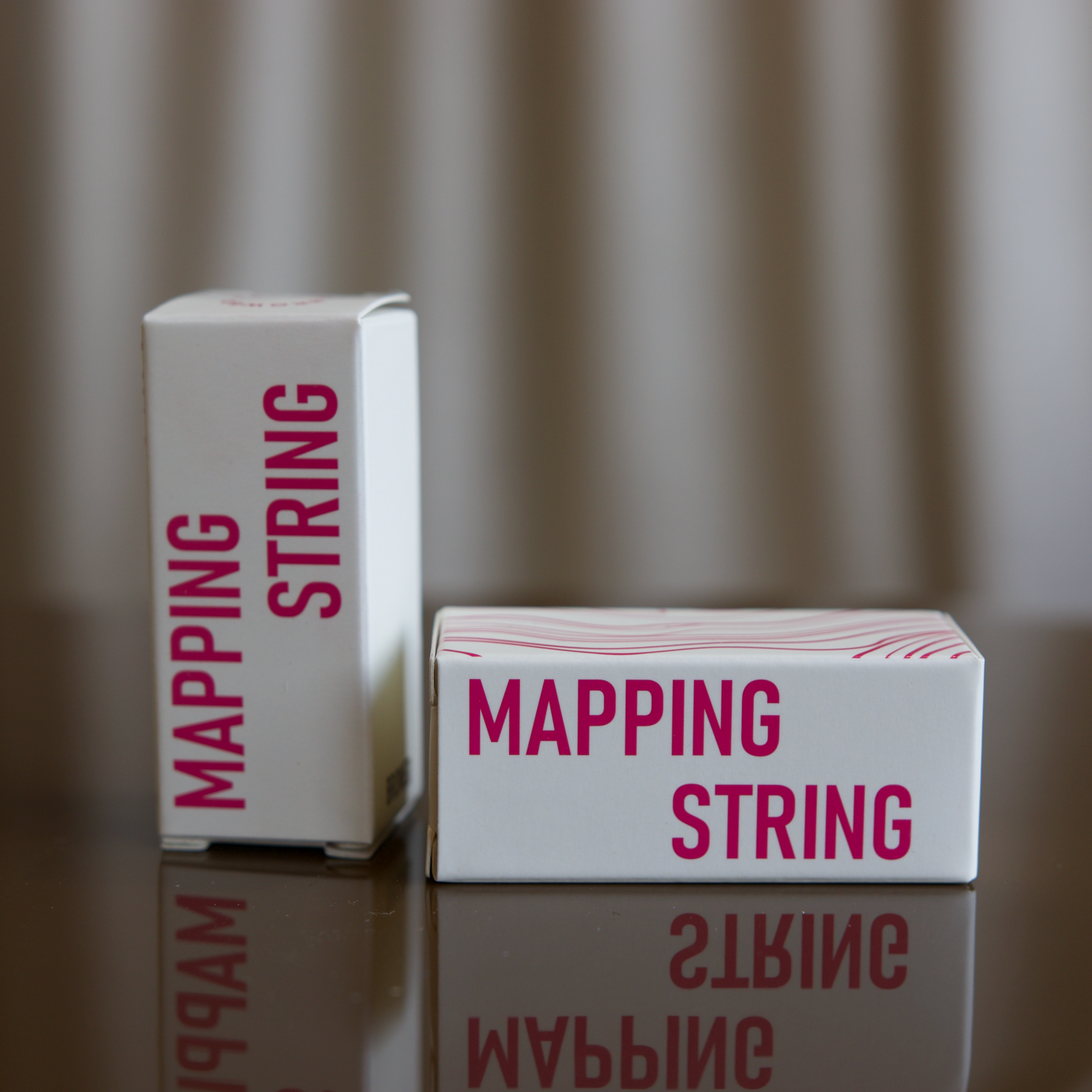 BROWED - HOT PINK MAPPING STRING